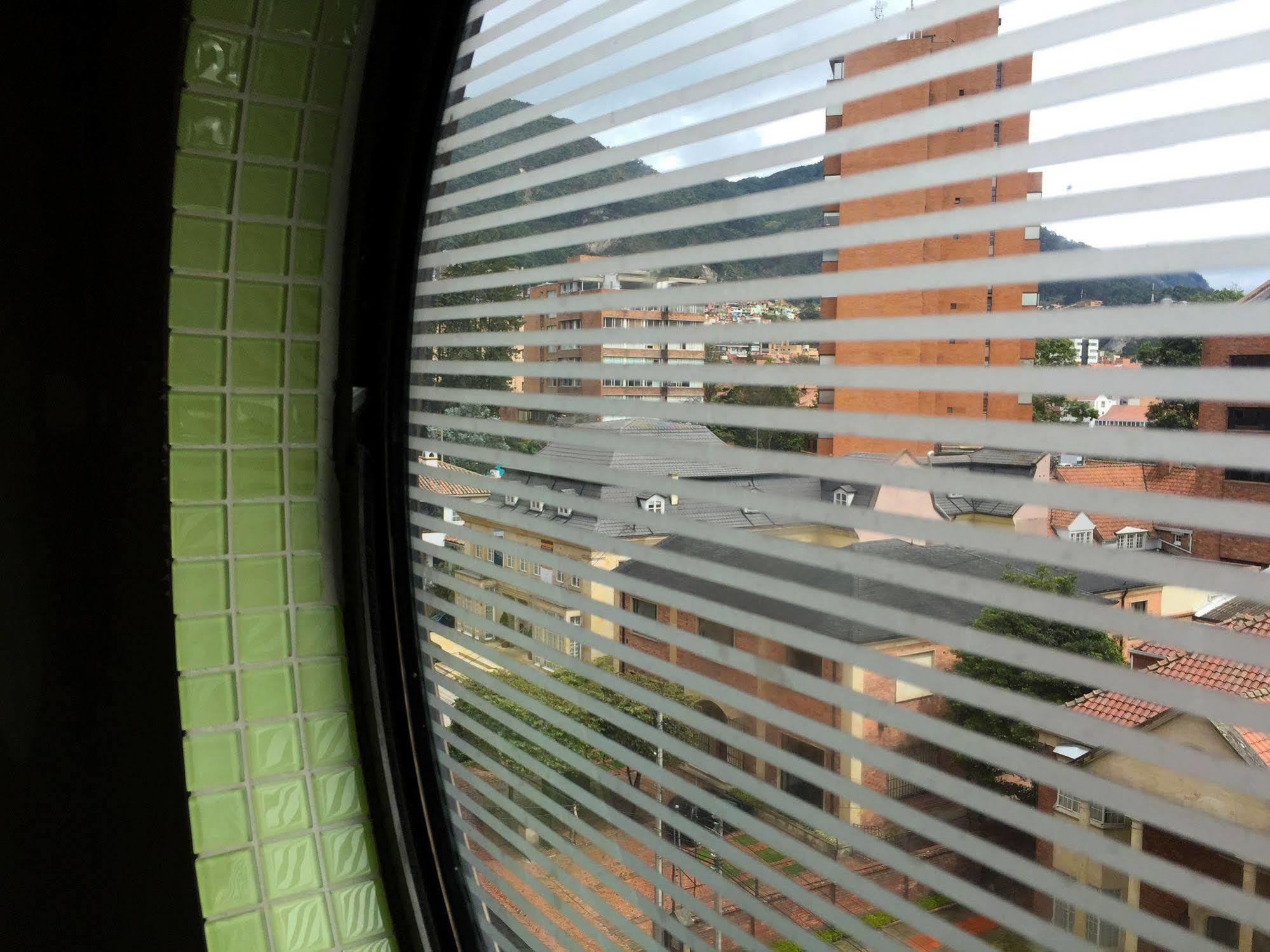 Hotel Lugano Suites Bogotá Zewnętrze zdjęcie