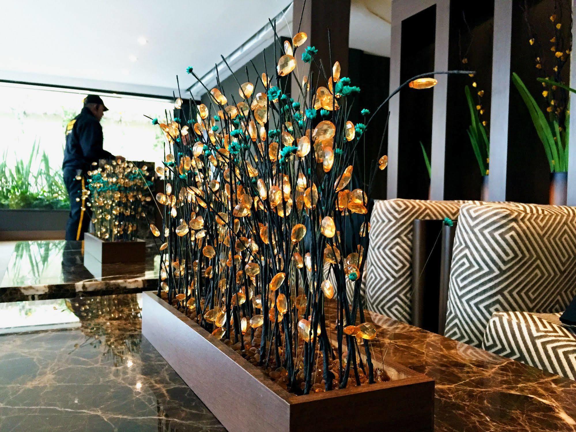 Hotel Lugano Suites Bogotá Zewnętrze zdjęcie