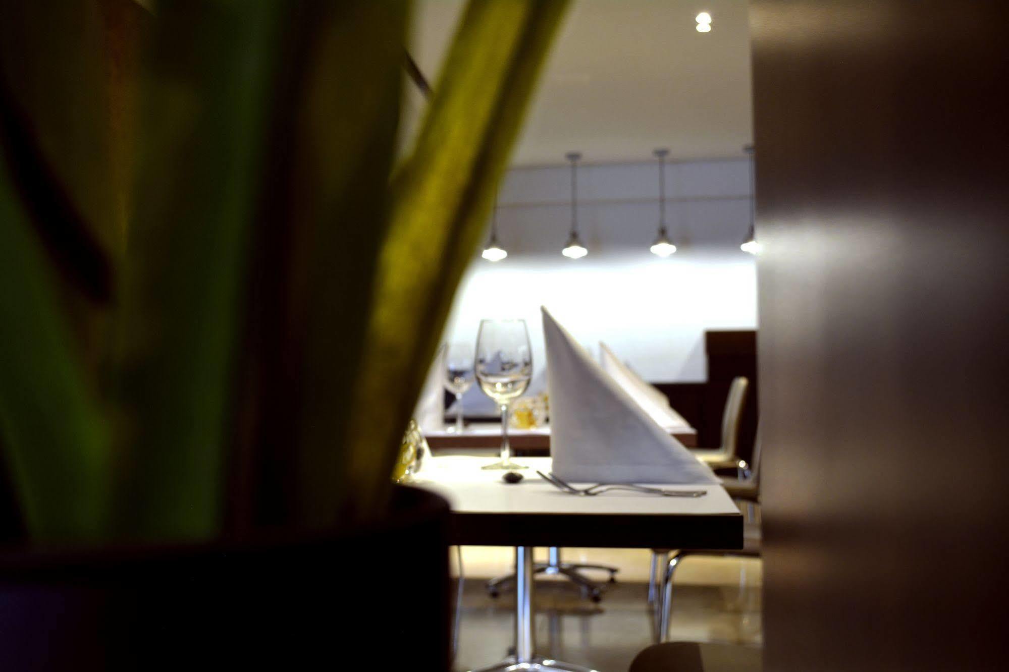 Hotel Lugano Suites Bogotá Zewnętrze zdjęcie