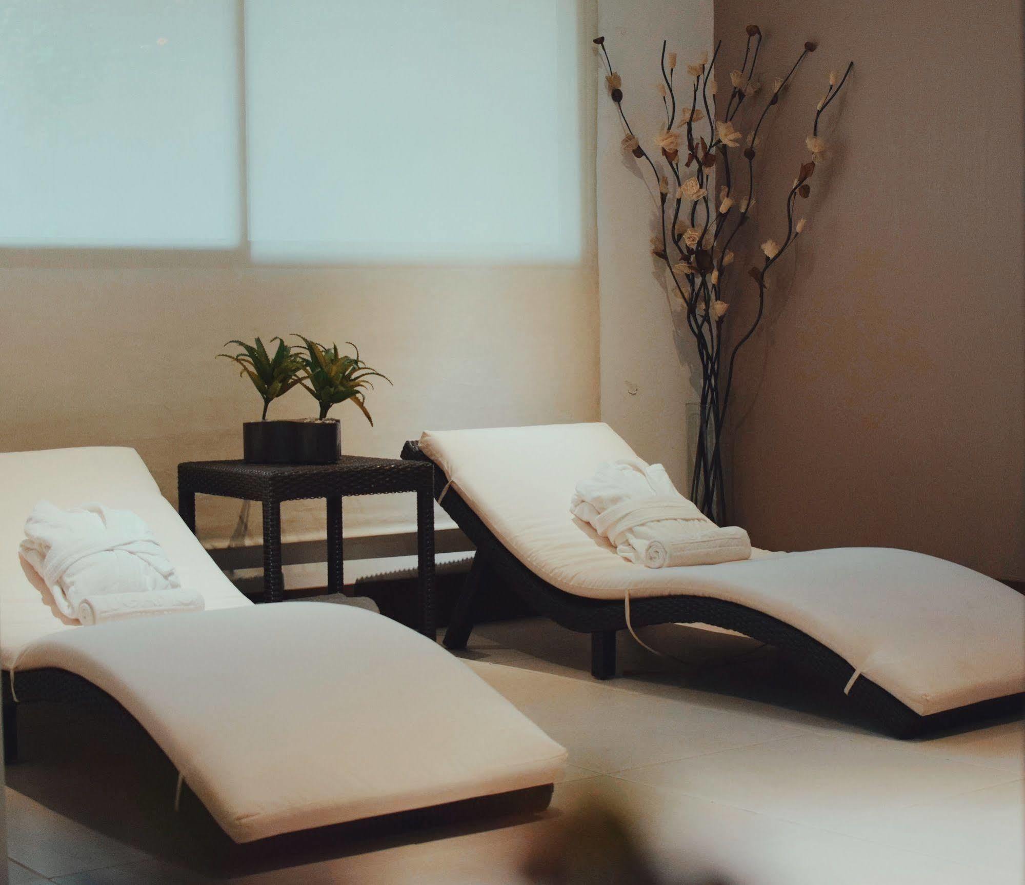 Hotel Lugano Suites Bogotá Zewnętrze zdjęcie